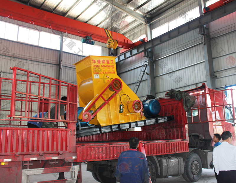 华盛铭小型号煤矸石双级粉碎机深受煤矸石亲睐